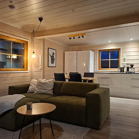 Log House Norva Villa