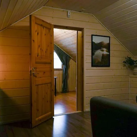 Log House Norva